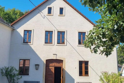 Kirche Cossebaude Eingang